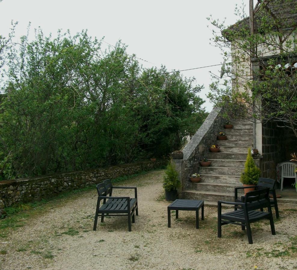 Gite Au Coeur Du Lot, La Maison De Pauline Lentillac du Causse Buitenkant foto